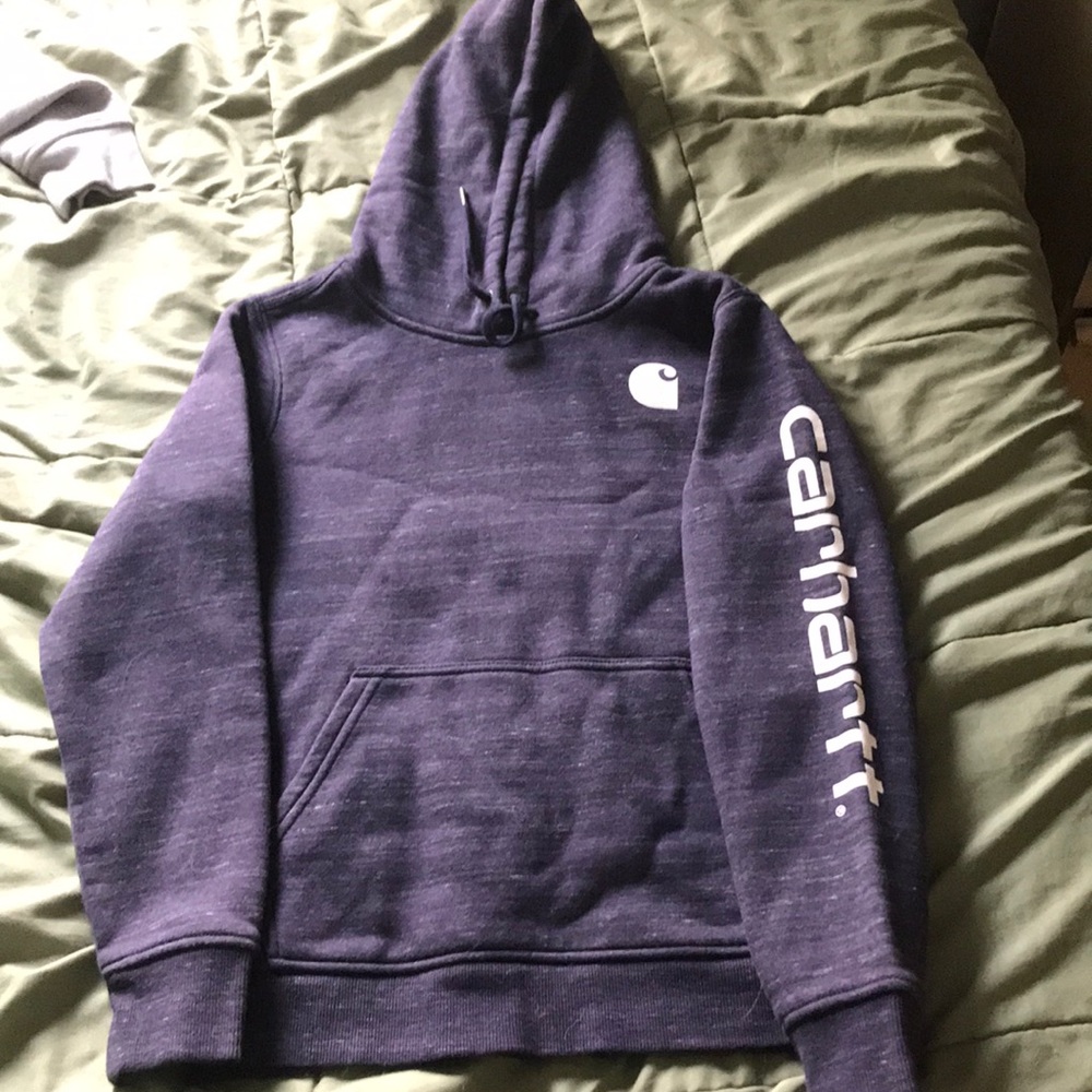 Women’s Carhartt sweatshirt